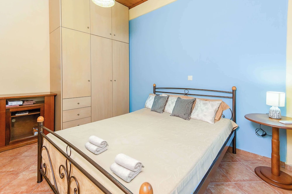 Beachfront Stone House - Samos Seaview Retreat