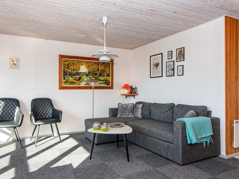 Quaint Holiday Home in Harboøre Jutland near Sea view 5
