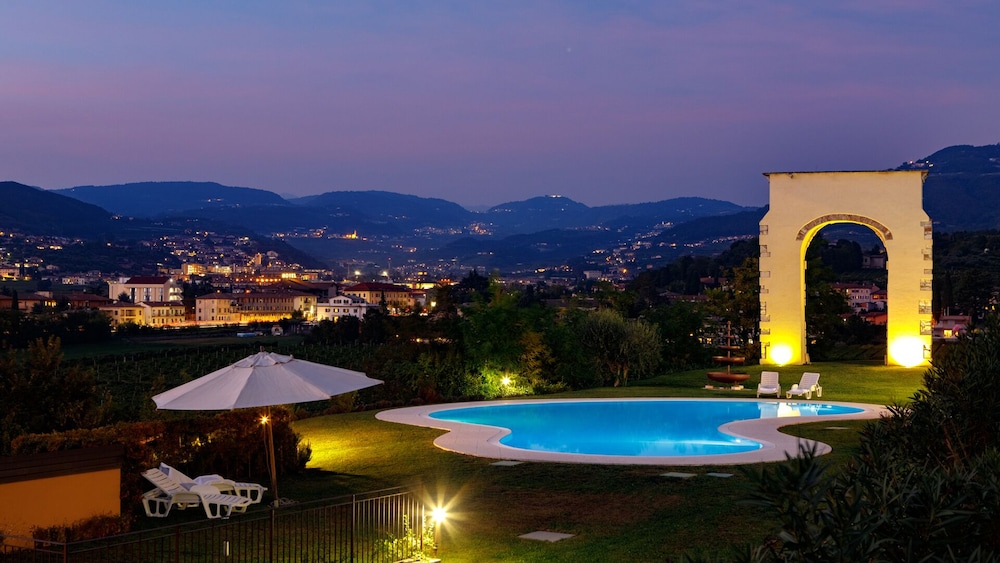 La Fonte degli Dei Wine Relais Adults Only