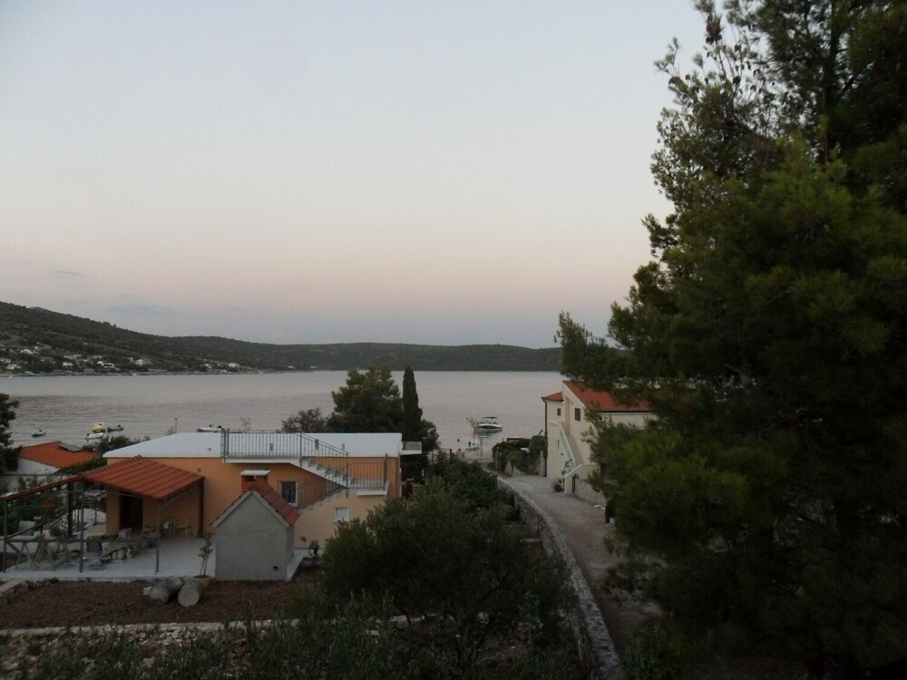 Gor - A1 view 4