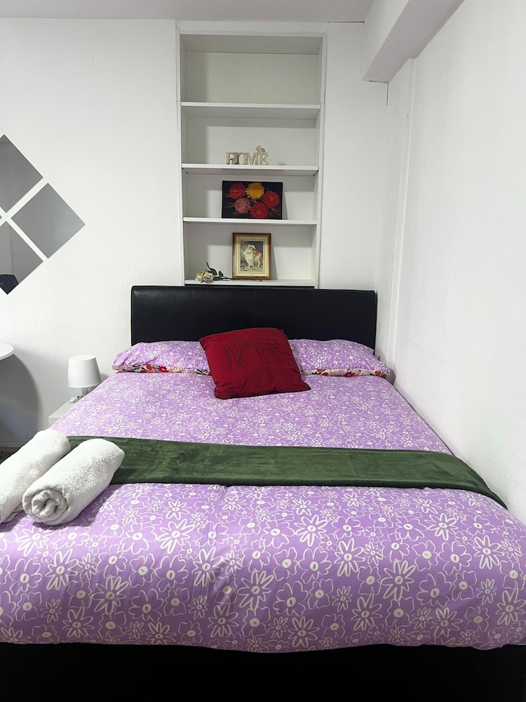 Paddington Modern Apartment With 3 Bedrooms