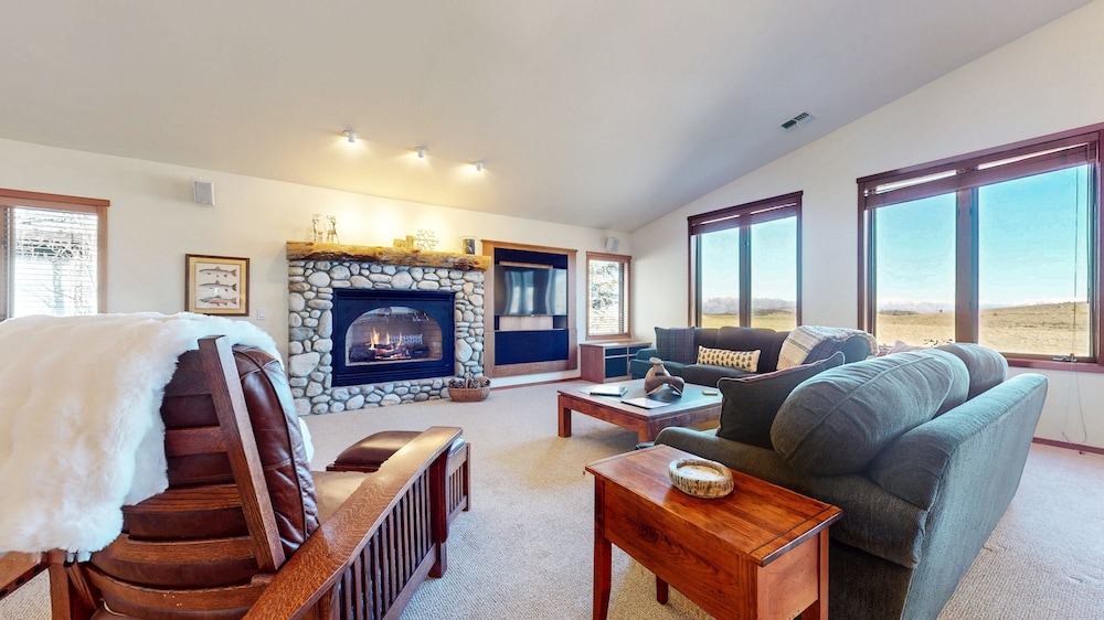 Snowcreek V #819 4 Bedroom Condo