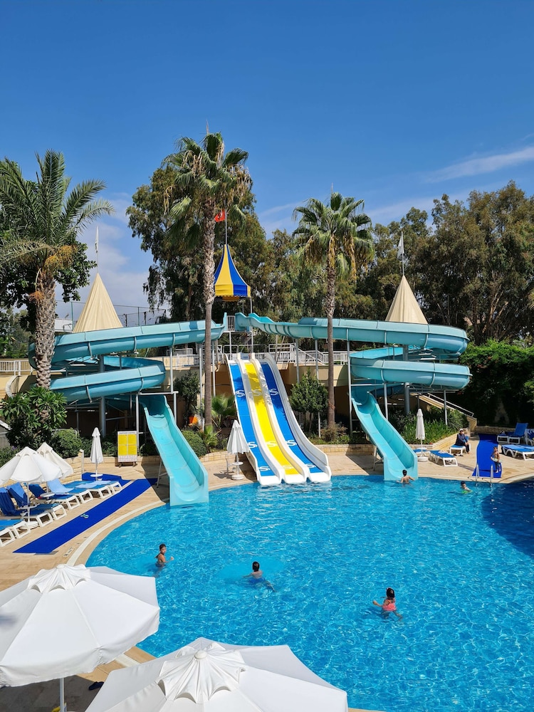 Saphir Hotel & Villas