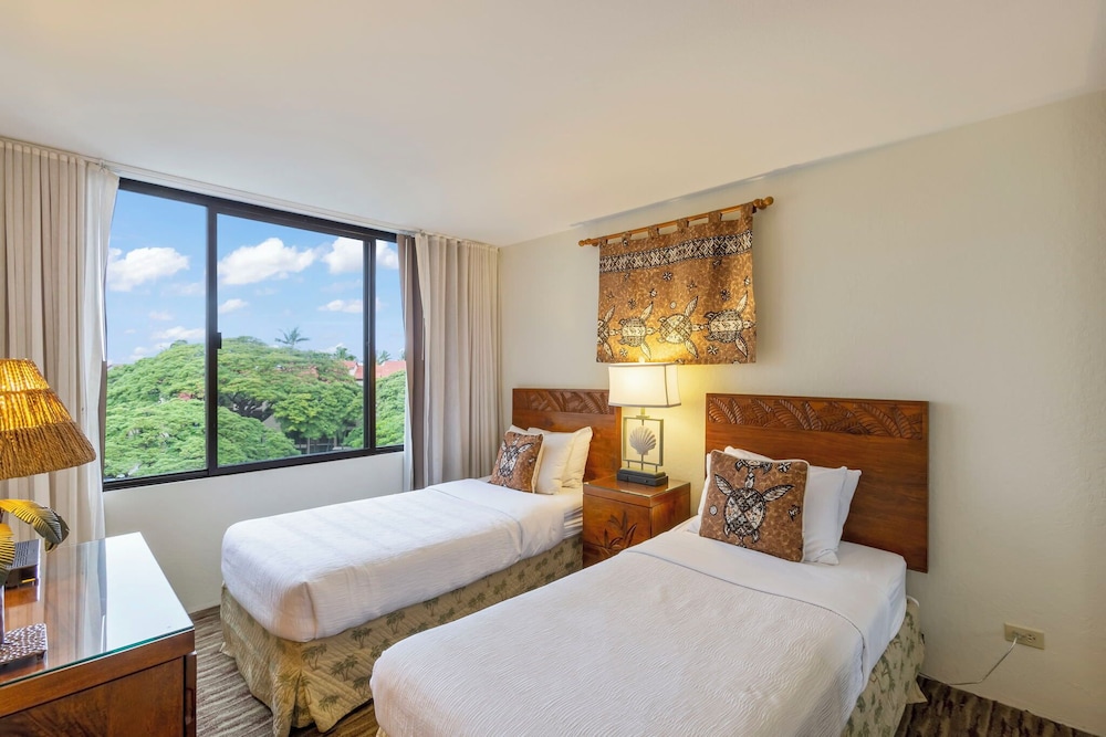 Pau Hana Hale - Image 2