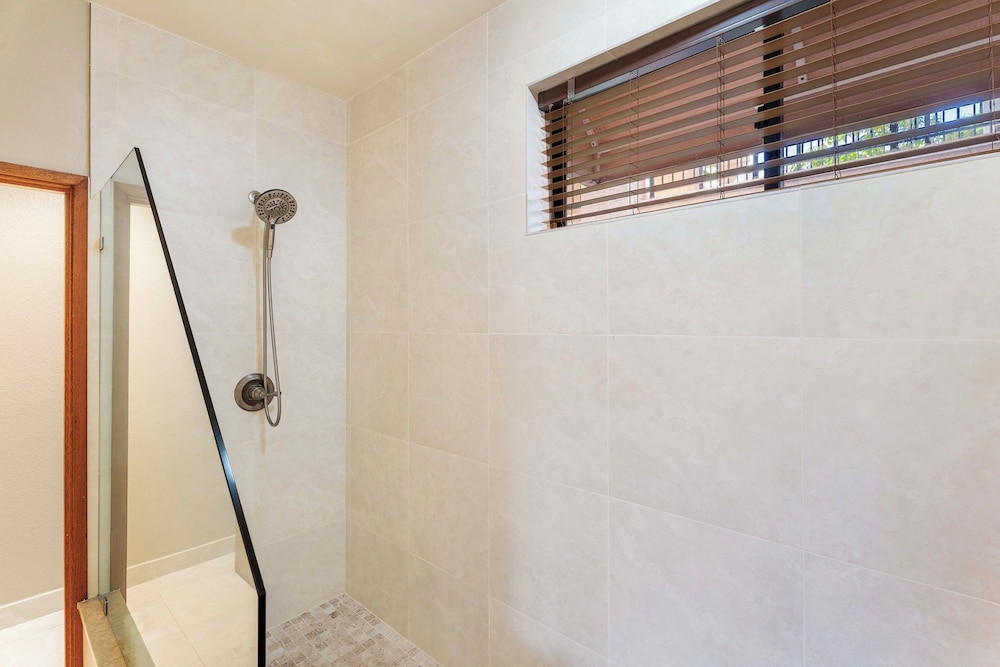 Beautiful View - Concierge Included - Close to the Pool - Vrkcv