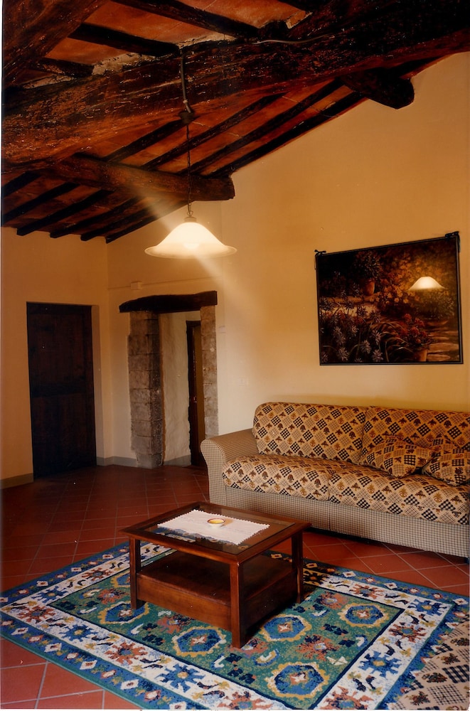 Borgo Montefolchi