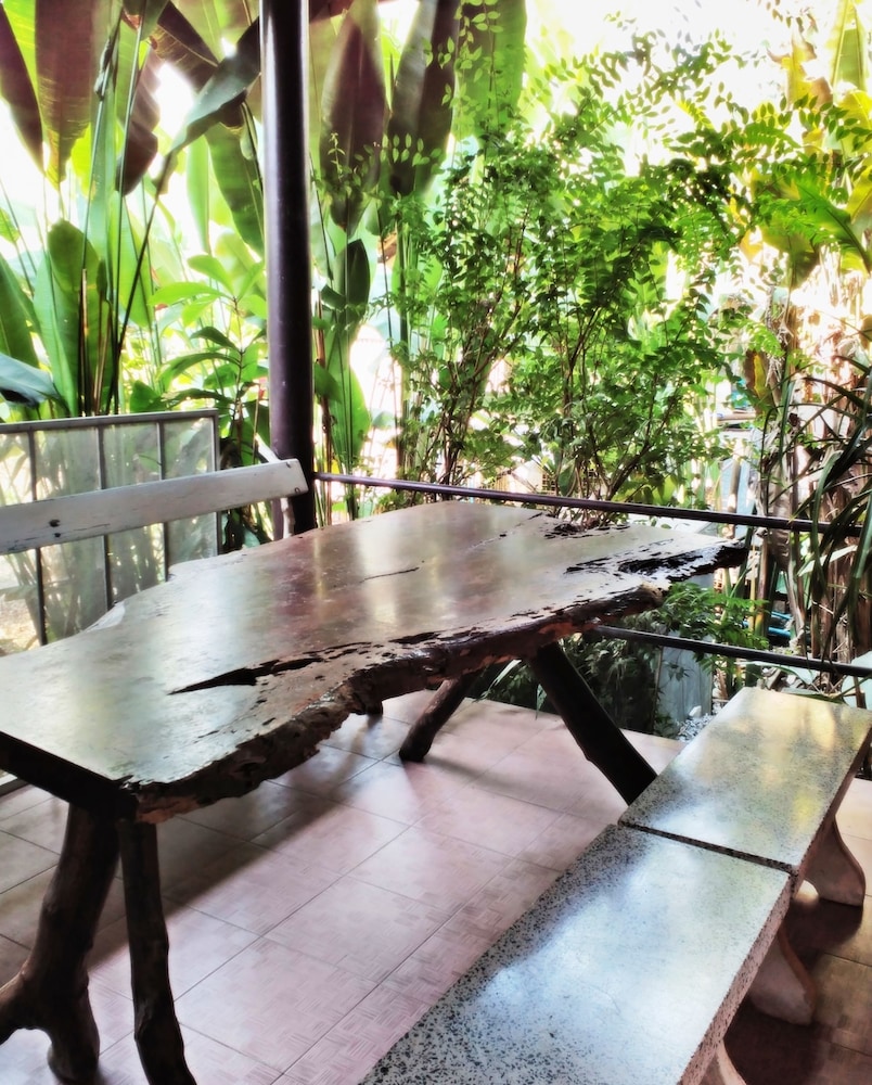 Baanbon Homestay