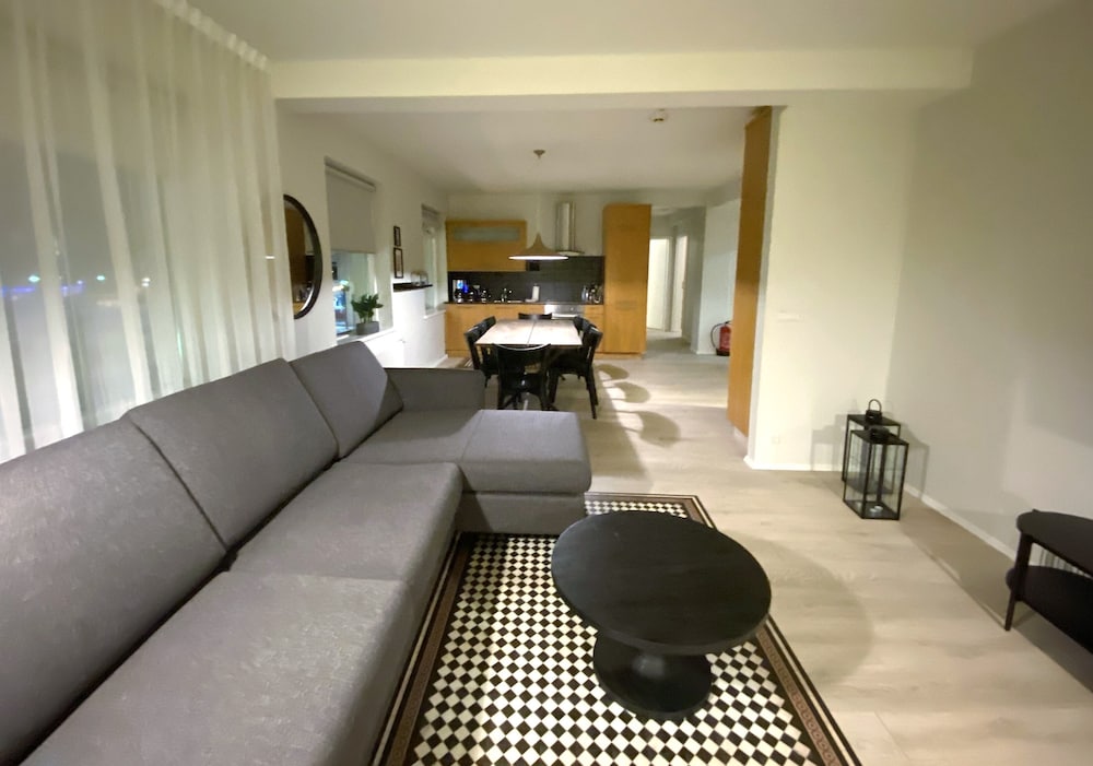Day Dream Townhall Square Apartments