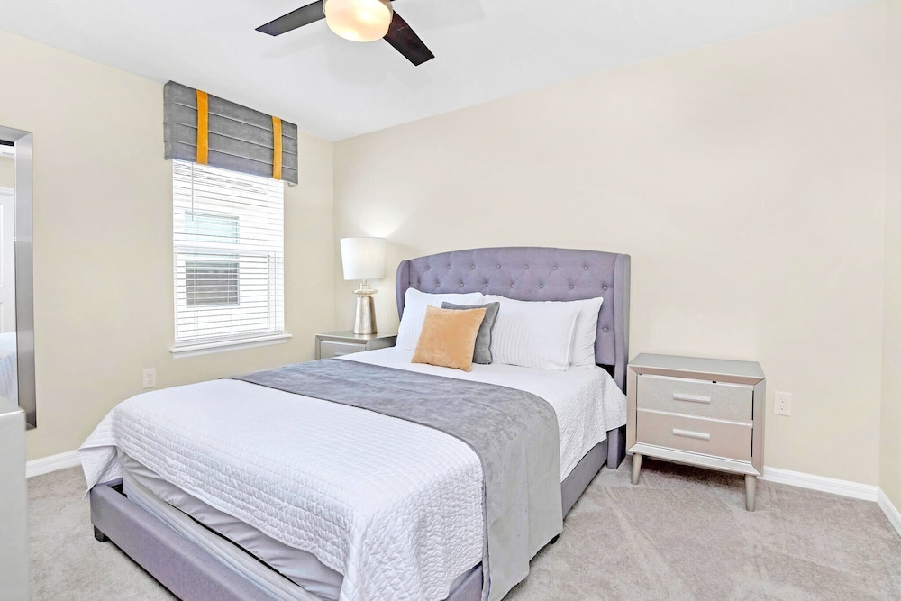 Upstay: 7BR Resort Home w Private Poolnear Disney