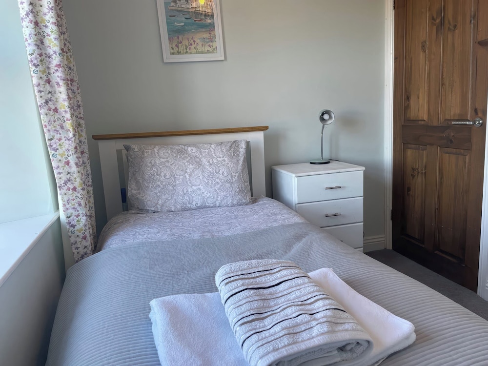 Bumble Cottage