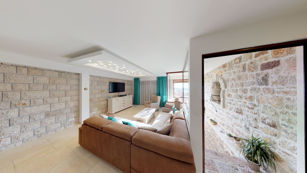 Villa Luka