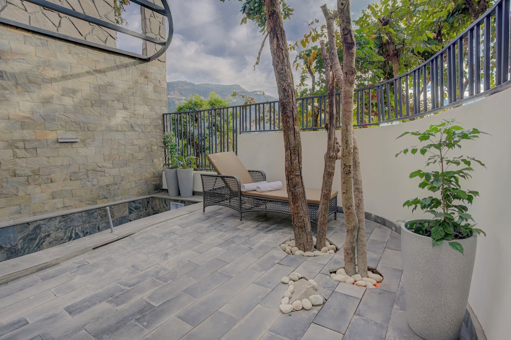 Moshams - A Home with Nature & Elegance