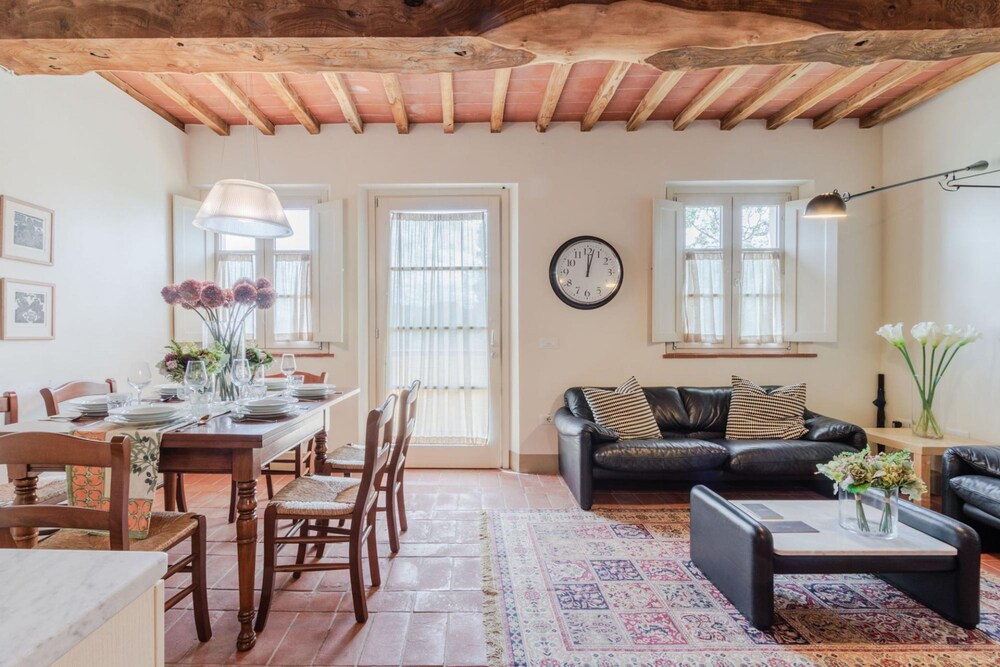 Casa San Gennaro at Borghetto Farmhouse view 5