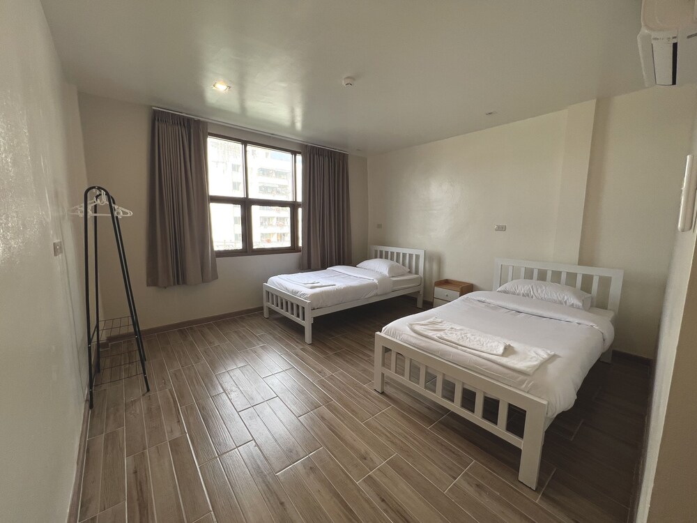 Krung Tone Hostel - Image 5