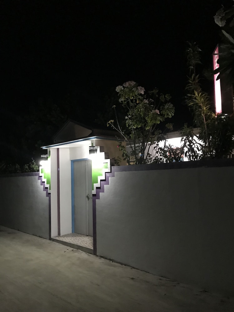 Azoush Tourist Guesthouse