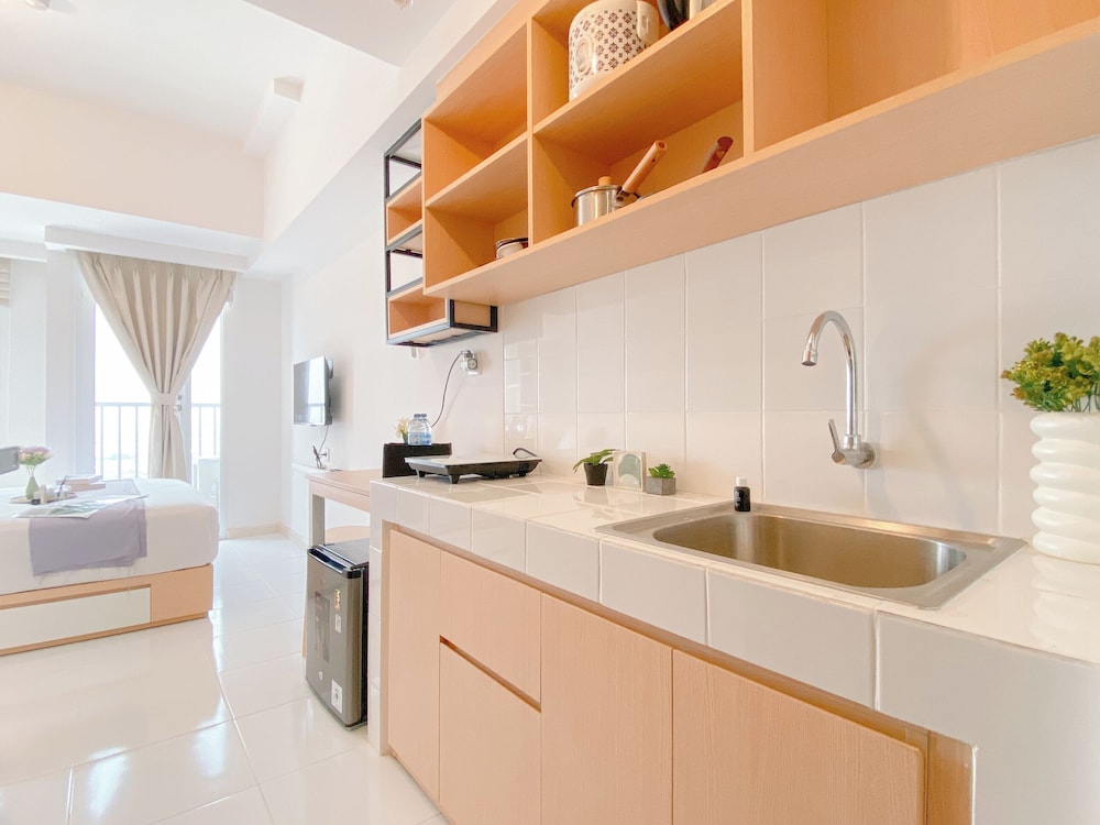 Cozy And Enjoy Studio At Tokyo Riverside Pik 2 Apartment