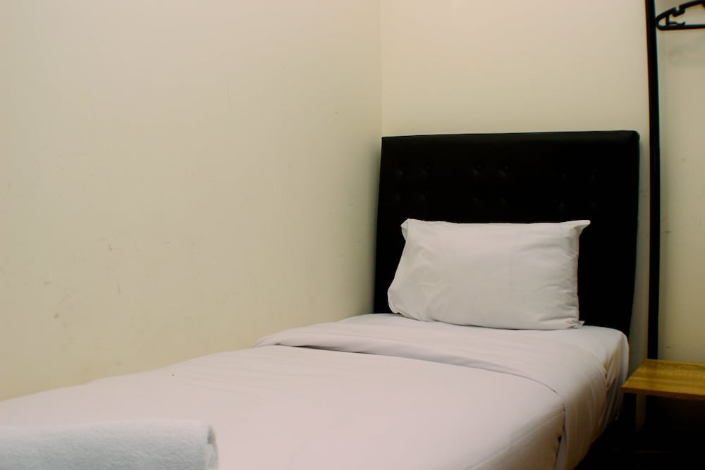 Modern Look And Comfortable 2Br At 26Th Floor Meikarta Apartment view 4