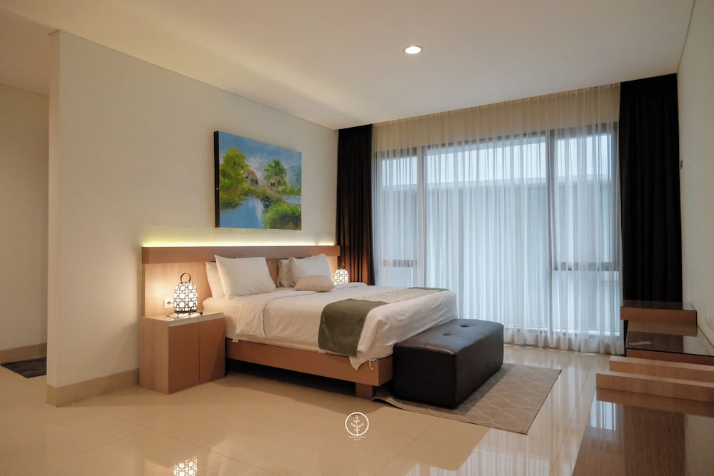Magenta Hill View Villa 6 bedrooms with a private slide pool