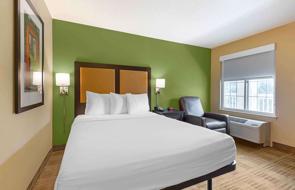 Extended Stay America Suites Washington DC Falls Church - Property Image 28