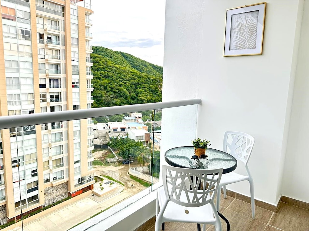 Apartamentos Salguero Sunset - by SOHO
