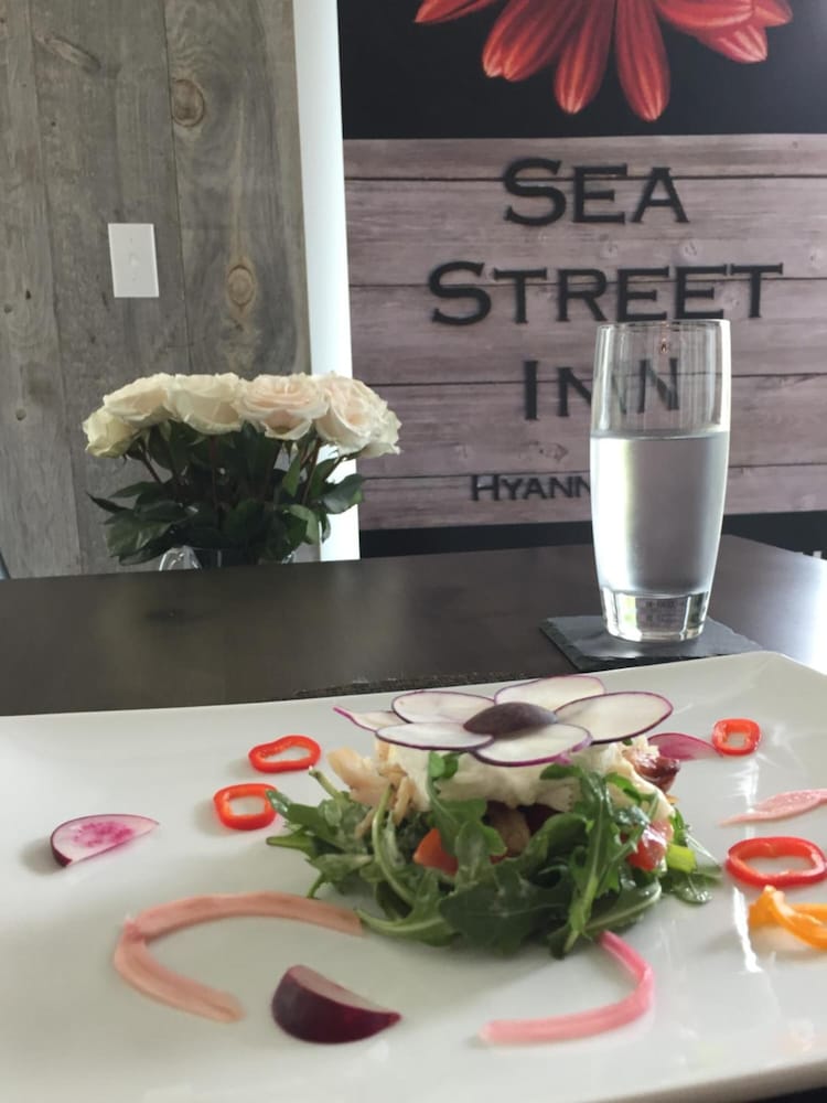 Sea Street Inn