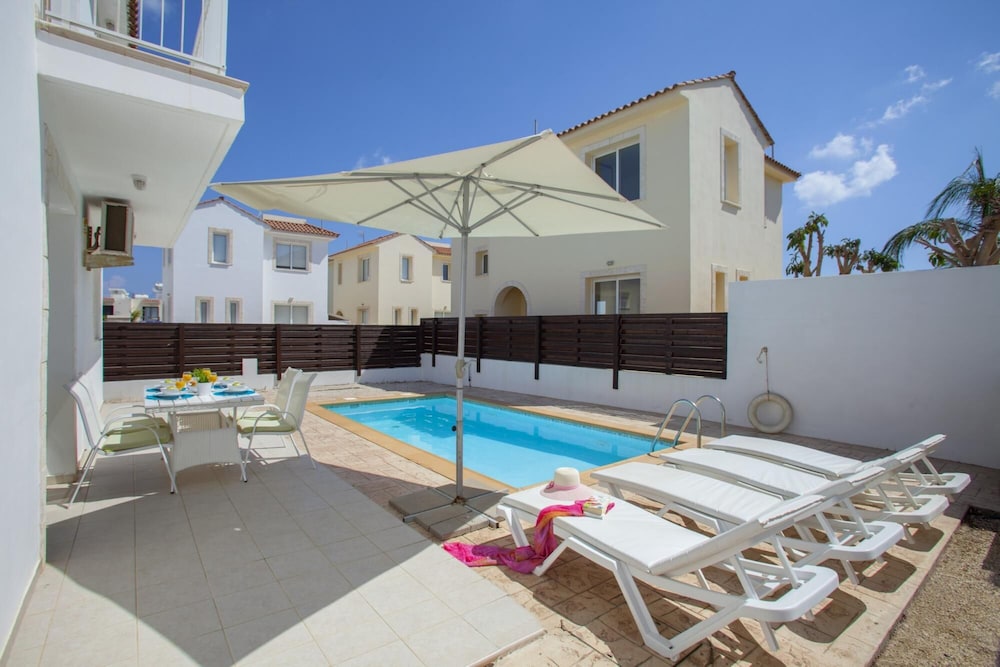 Villa Clematis in Protaras