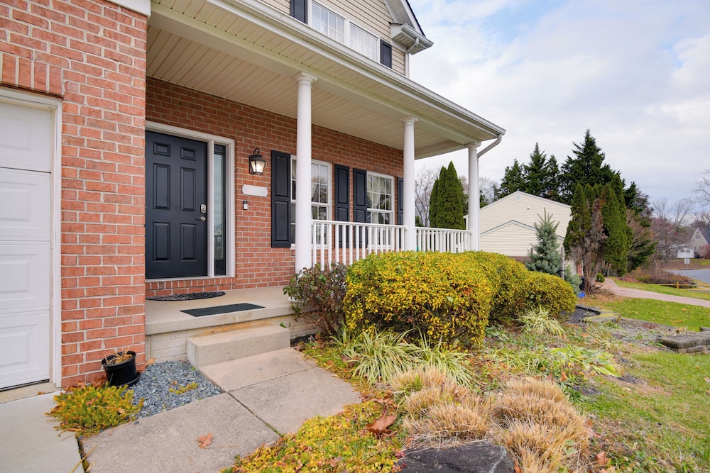 54 Mi to Dtwn DC: Spacious Family Home!