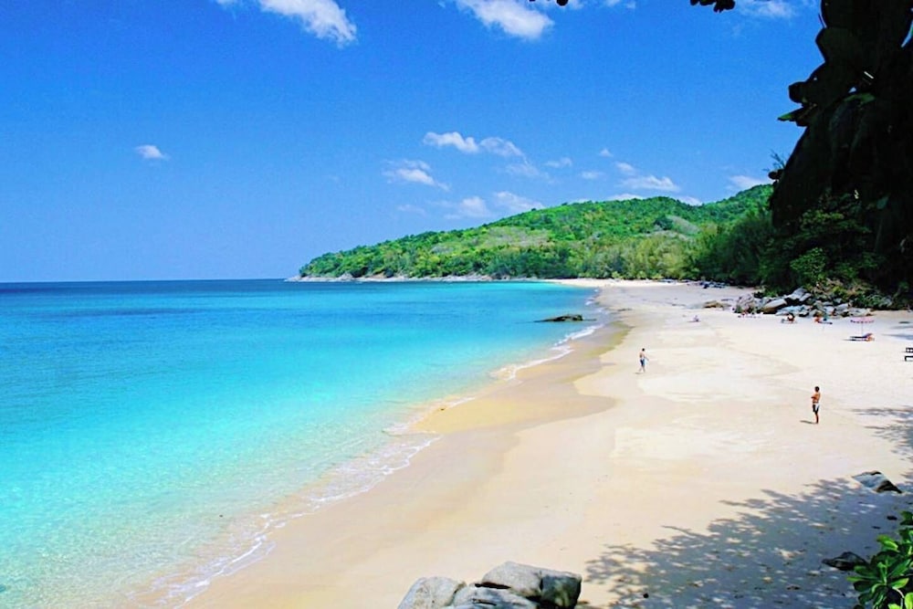 Beachfront 120sqm 2BR With Private Plunge Pool on Stunning Naithon Beach