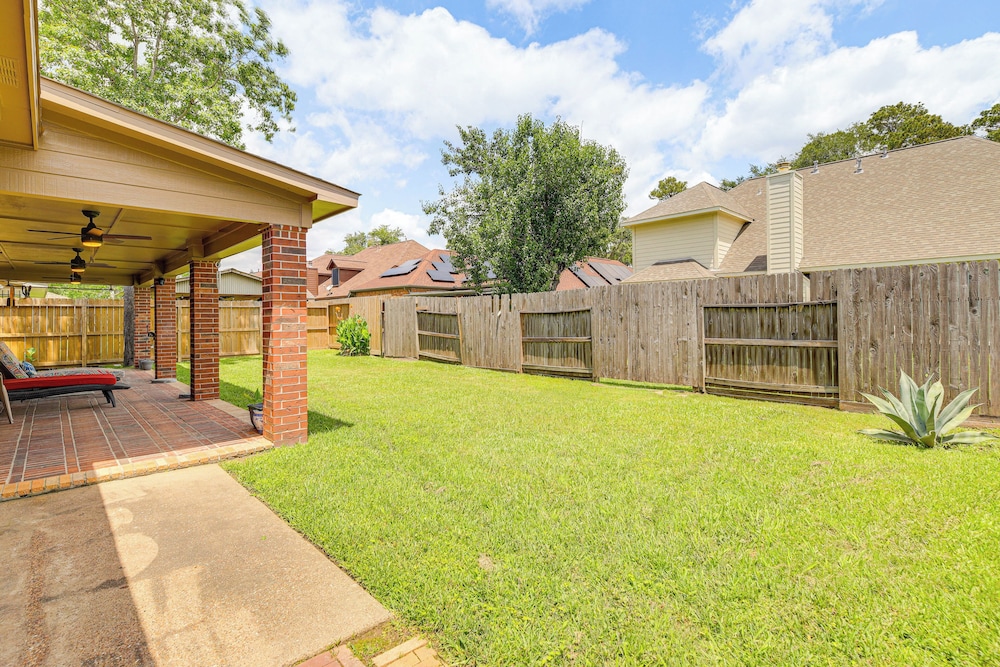 12 Mi to Dtwn Houston: Family-friendly Home!