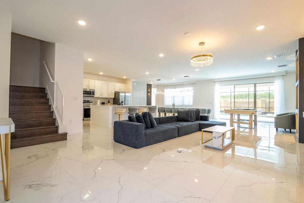 Stunning Masterpiece 15 Ensuites