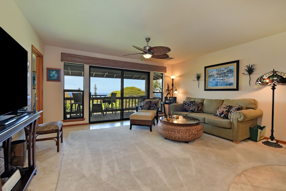 Kaanapali Plantation #57 2 Bedroom Condo by RedAwning