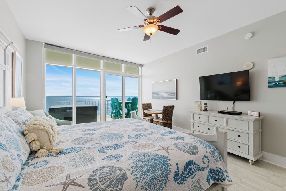 Turquoise Place Condos