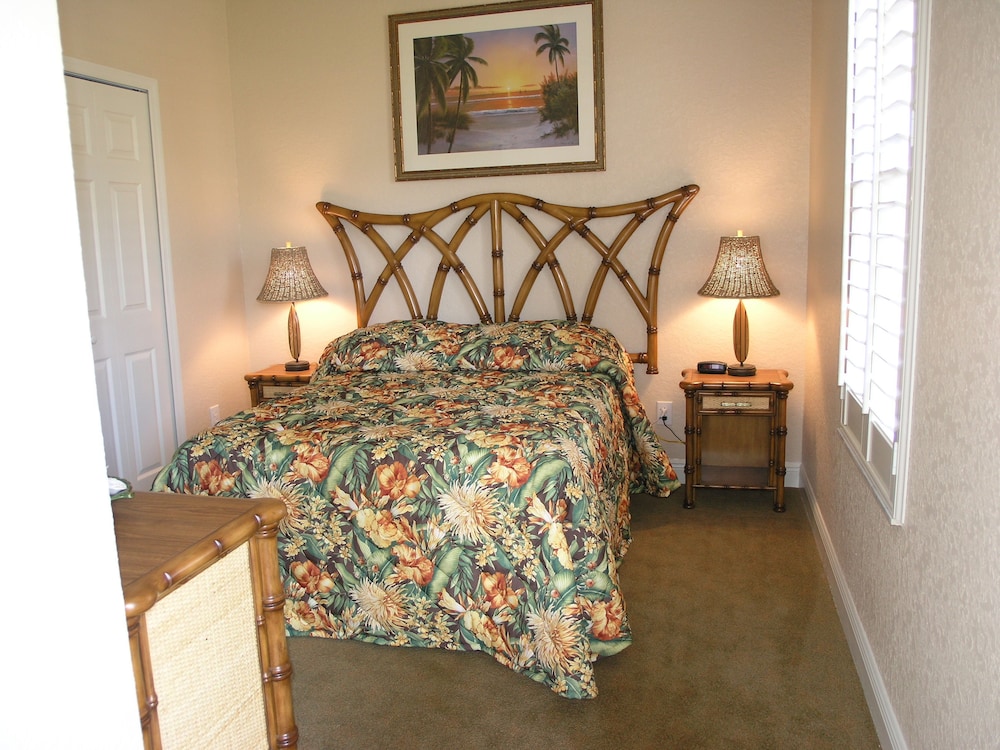 Villas At Regal Palms