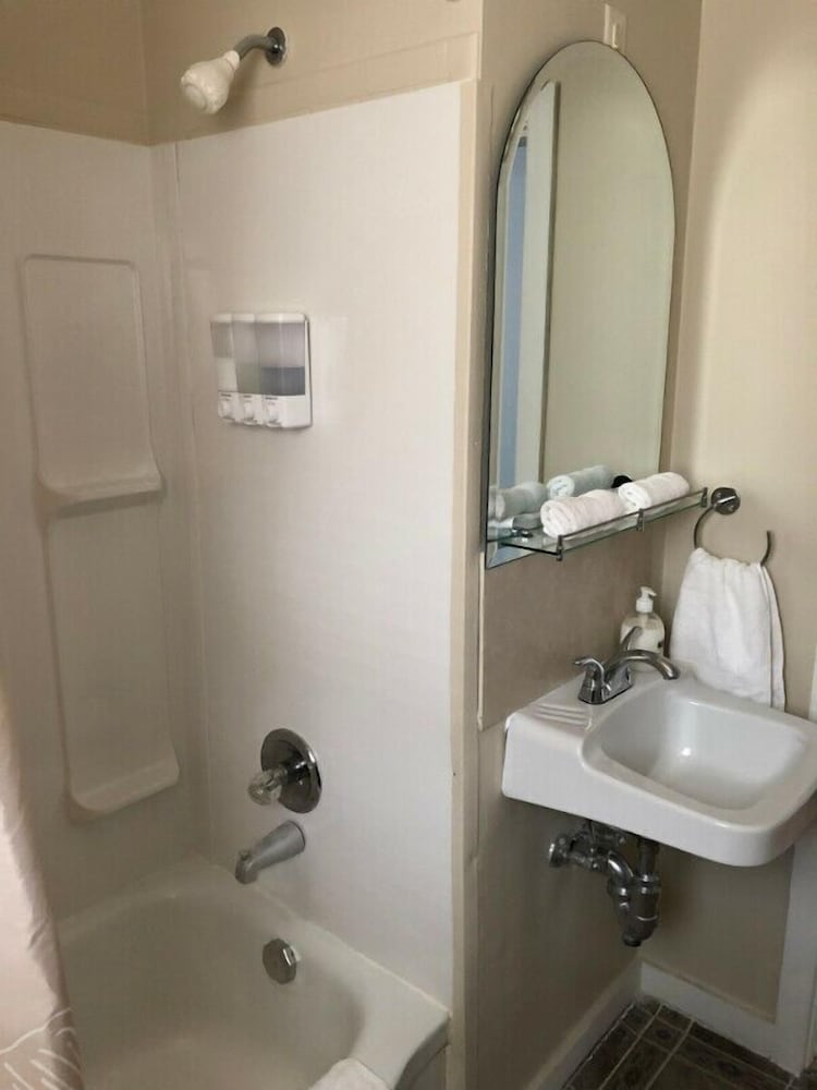 Auberge Restwell Motel