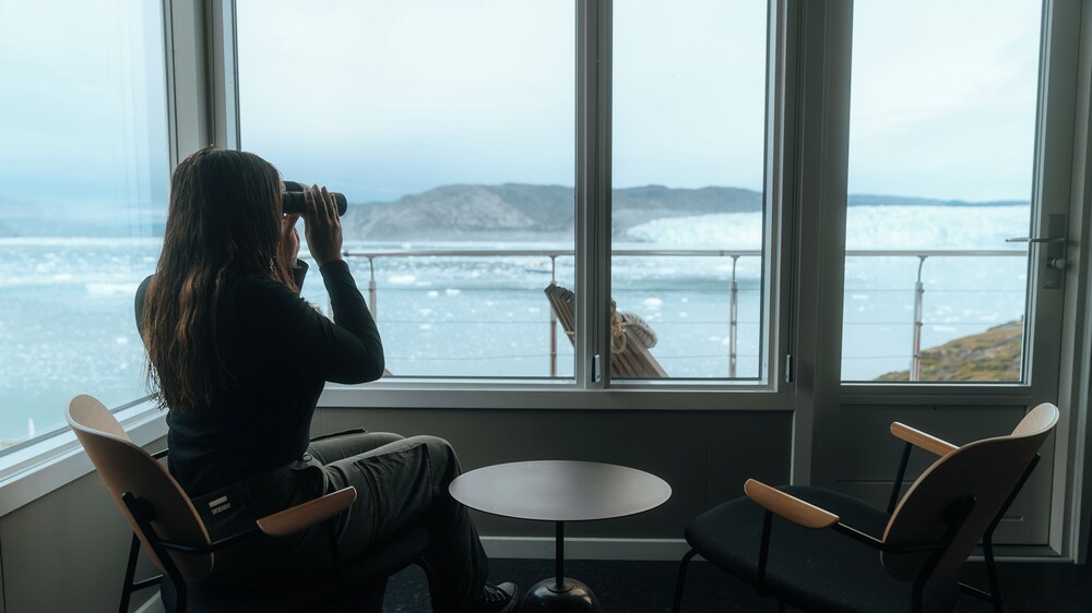 Eqi Glacier Lodge - World of Greenland