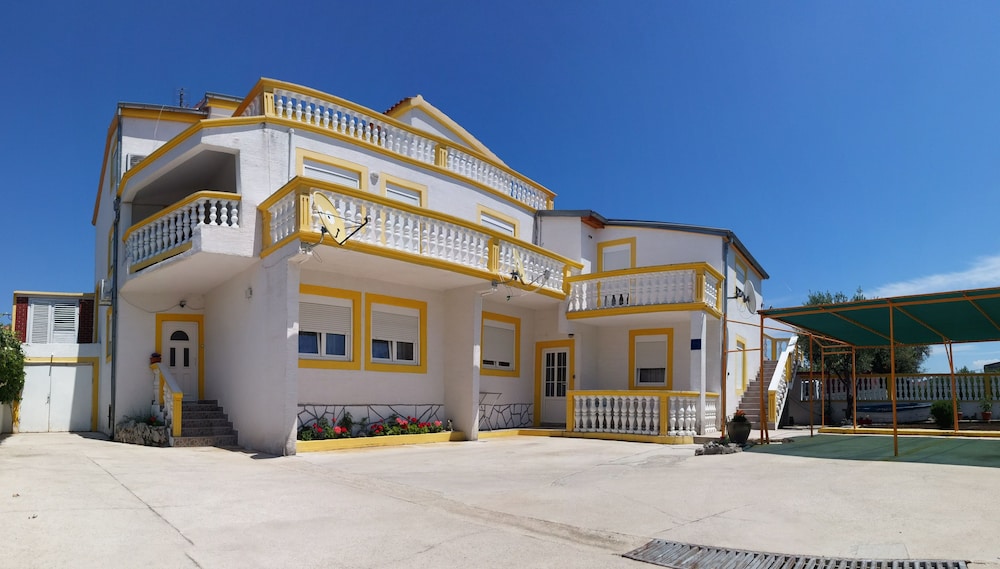 Apartments Klaric