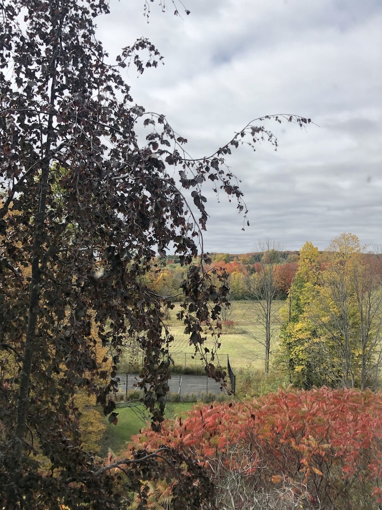 Caledon Manor and Country Inn