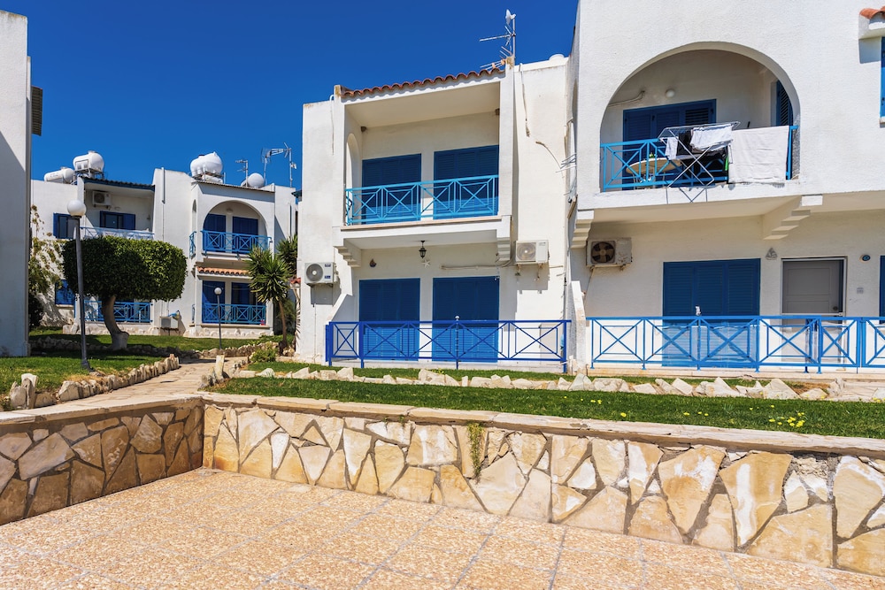 Seacret - 1-BR Apt With Pool in Pyla