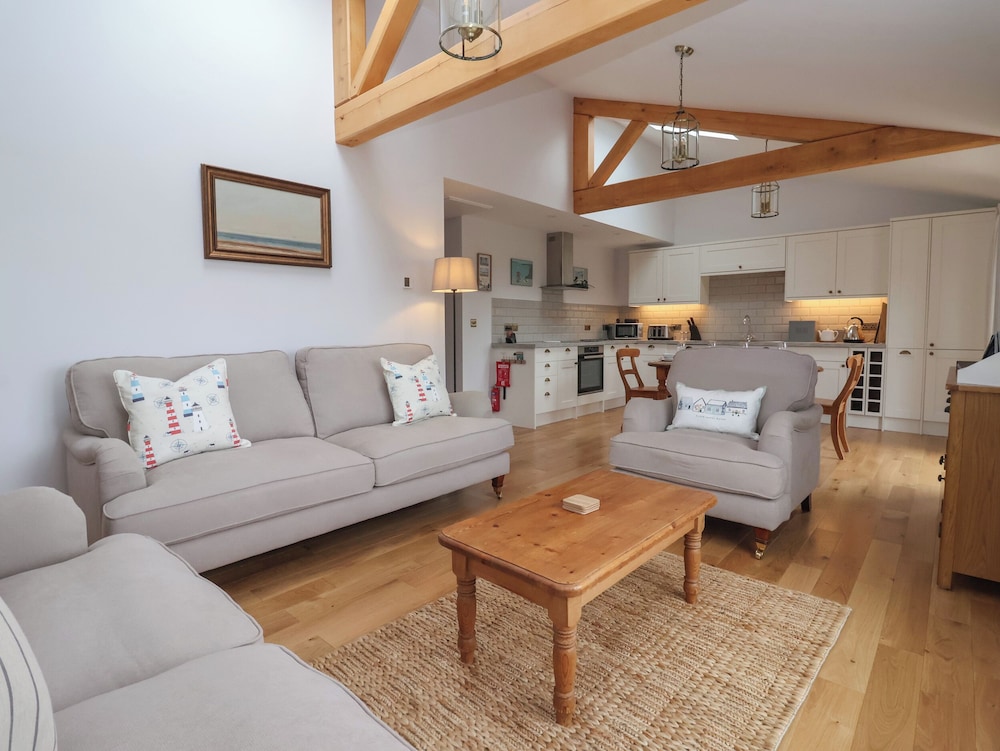 Waverley Cottage