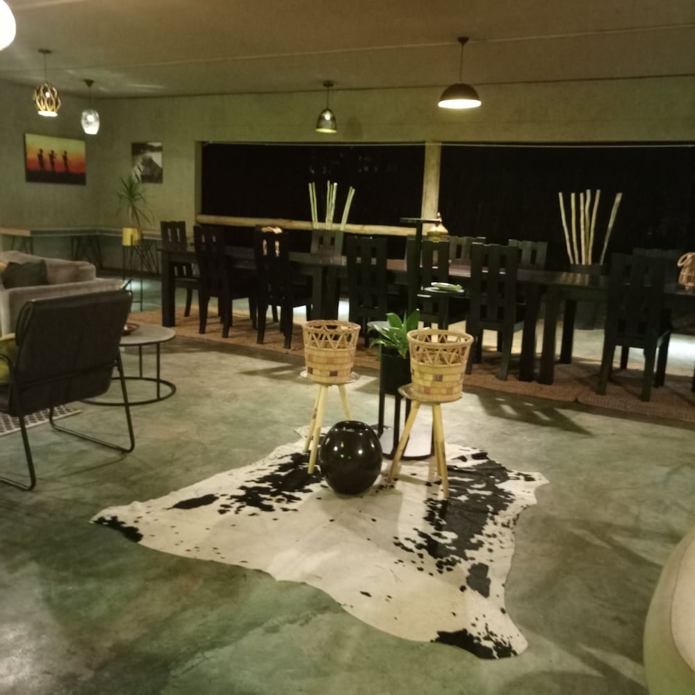 Xhabe Safari Lodge - Chobe