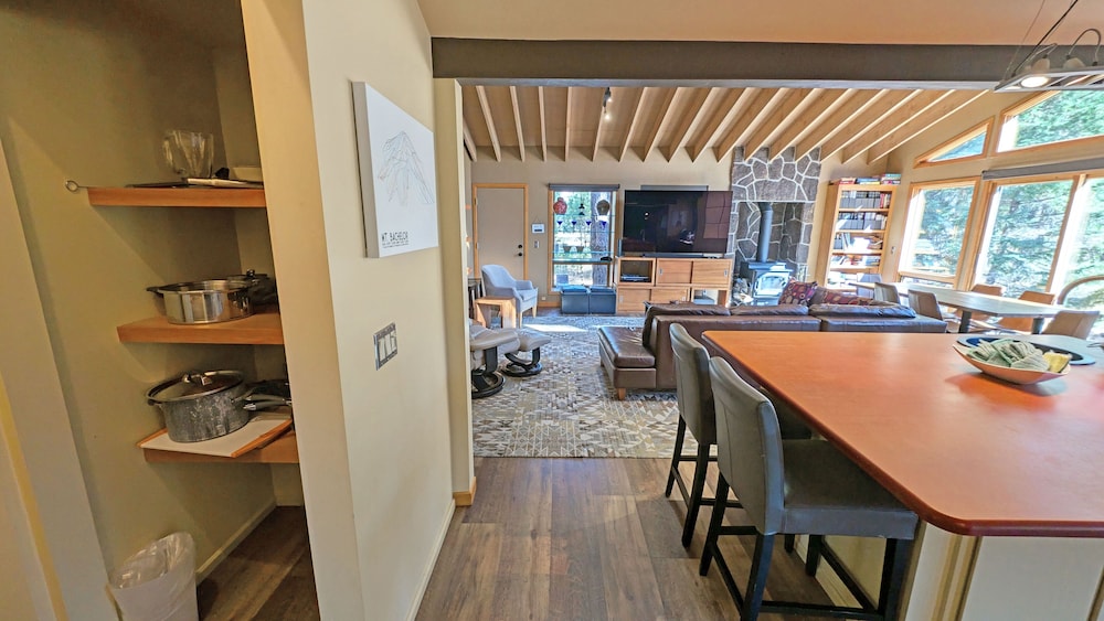 Salishan 5 3 Bedroom Home