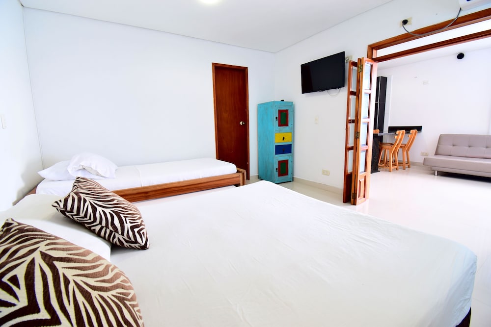 Apartamento Con Balcón - Piso 13 view 2
