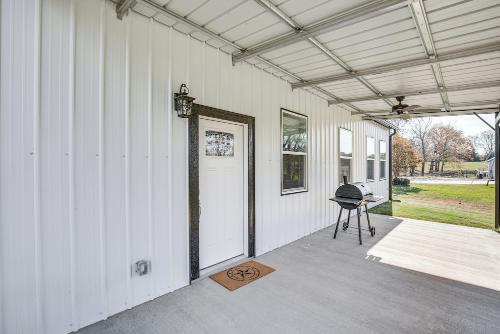 Lake Fork Cabin w/ Boat Launch & Fishing Pier