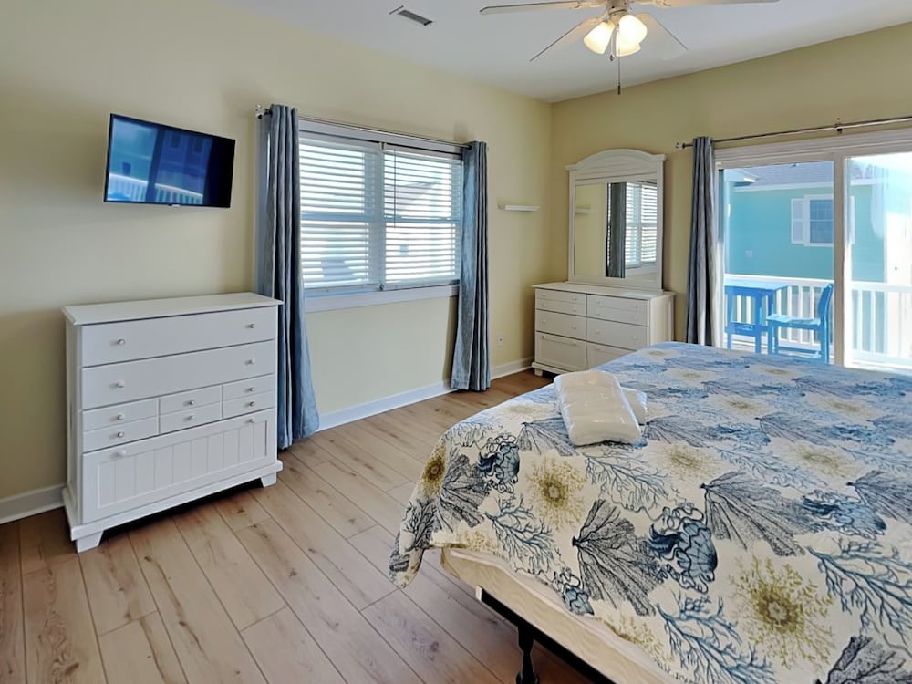 Summer Wynd by Topsail Realty