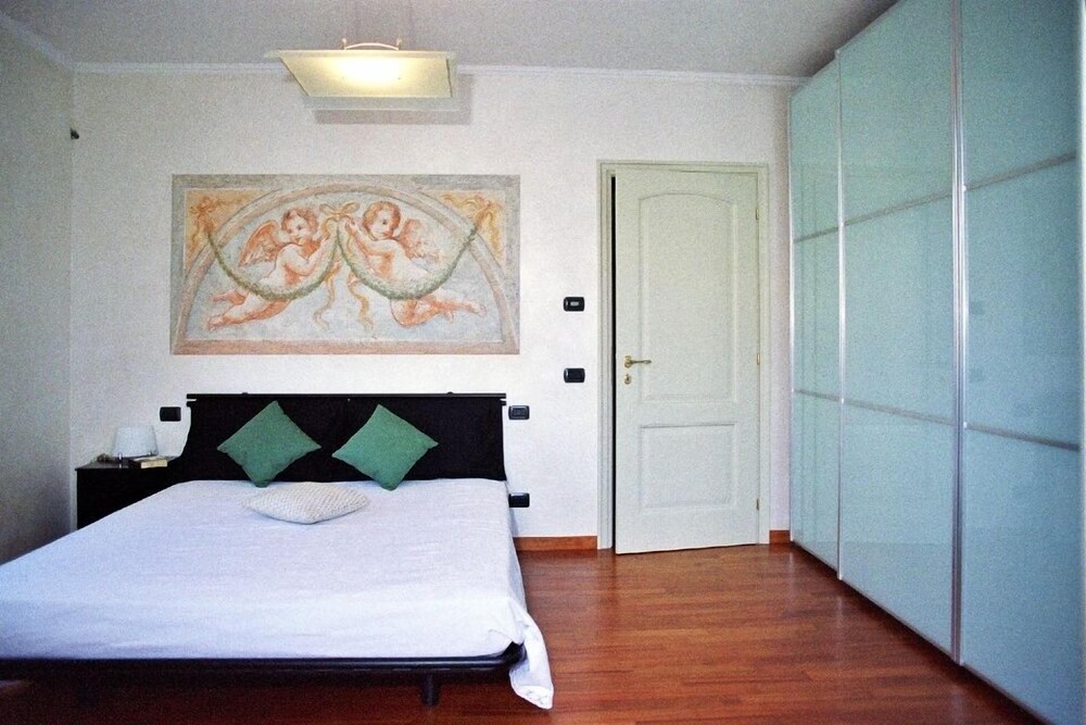 Villa Chic view 3