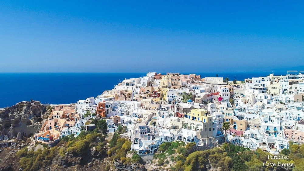 Santorini Paradise