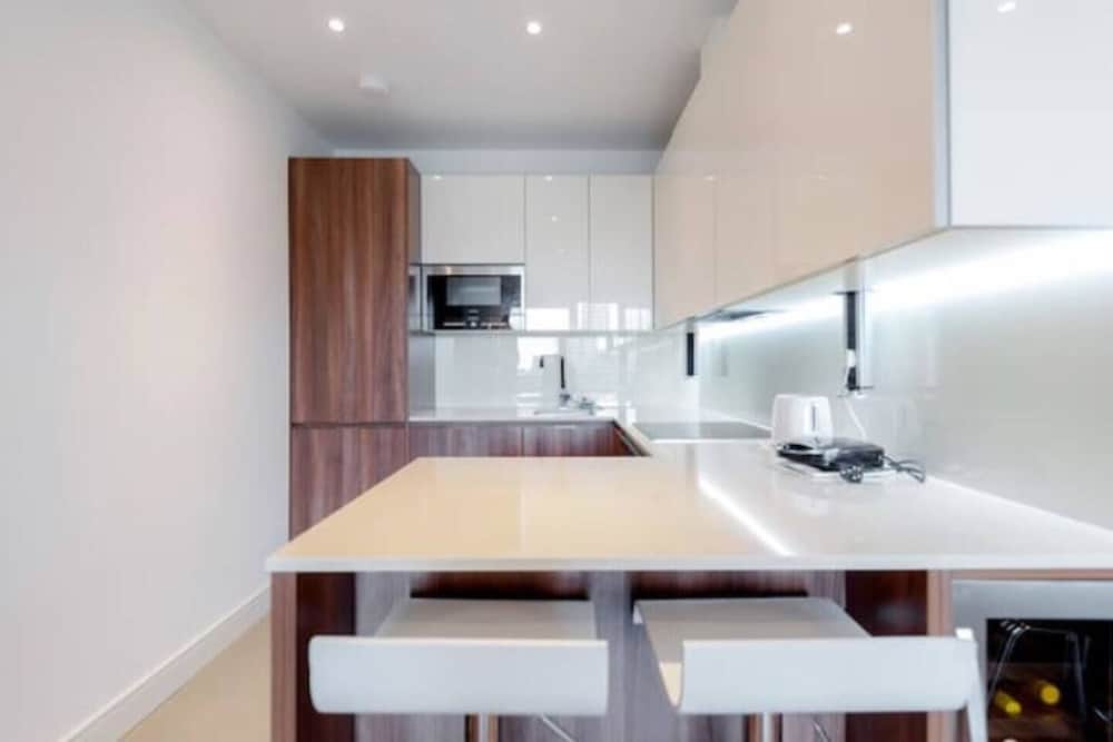 Battersea Reach Luxury Apartments