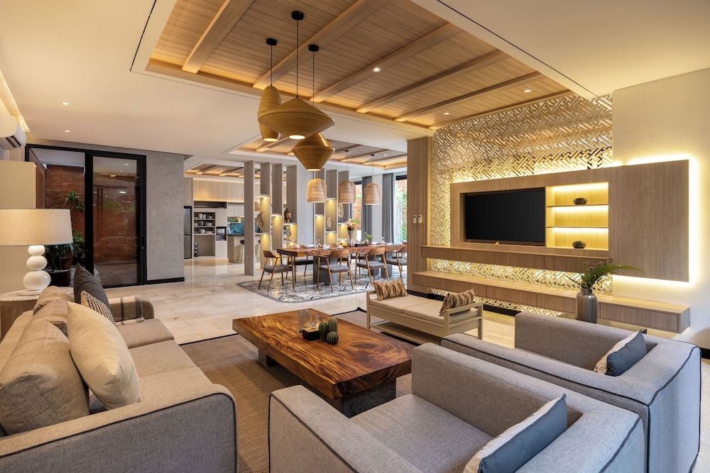 Astamaya Signature Villas