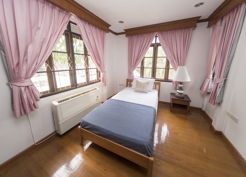 Villa de Nimman