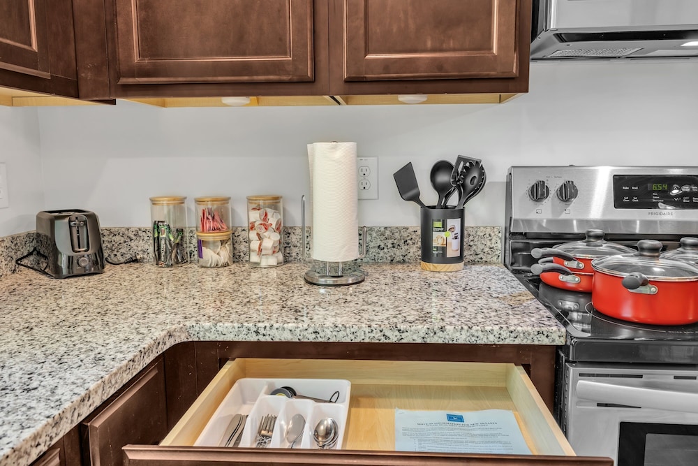 King 3BR Townhouse Mins to Cary NC State